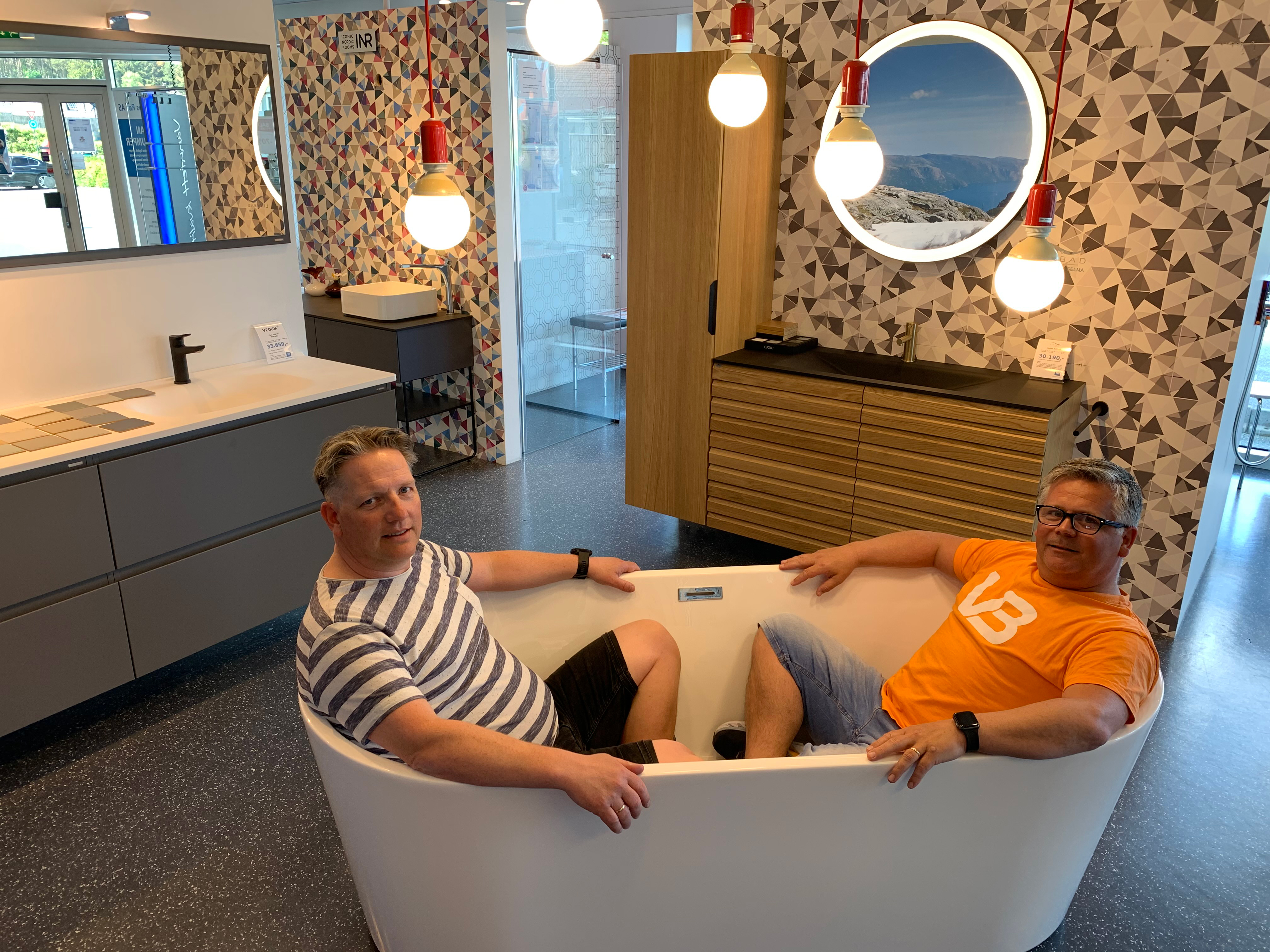 Åge Hanstvedt og Torbjørn Lothe har vært med i prosjektet i Daleveien 77, og ser fram til flere spennende oppdrag!